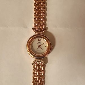 Alto watch